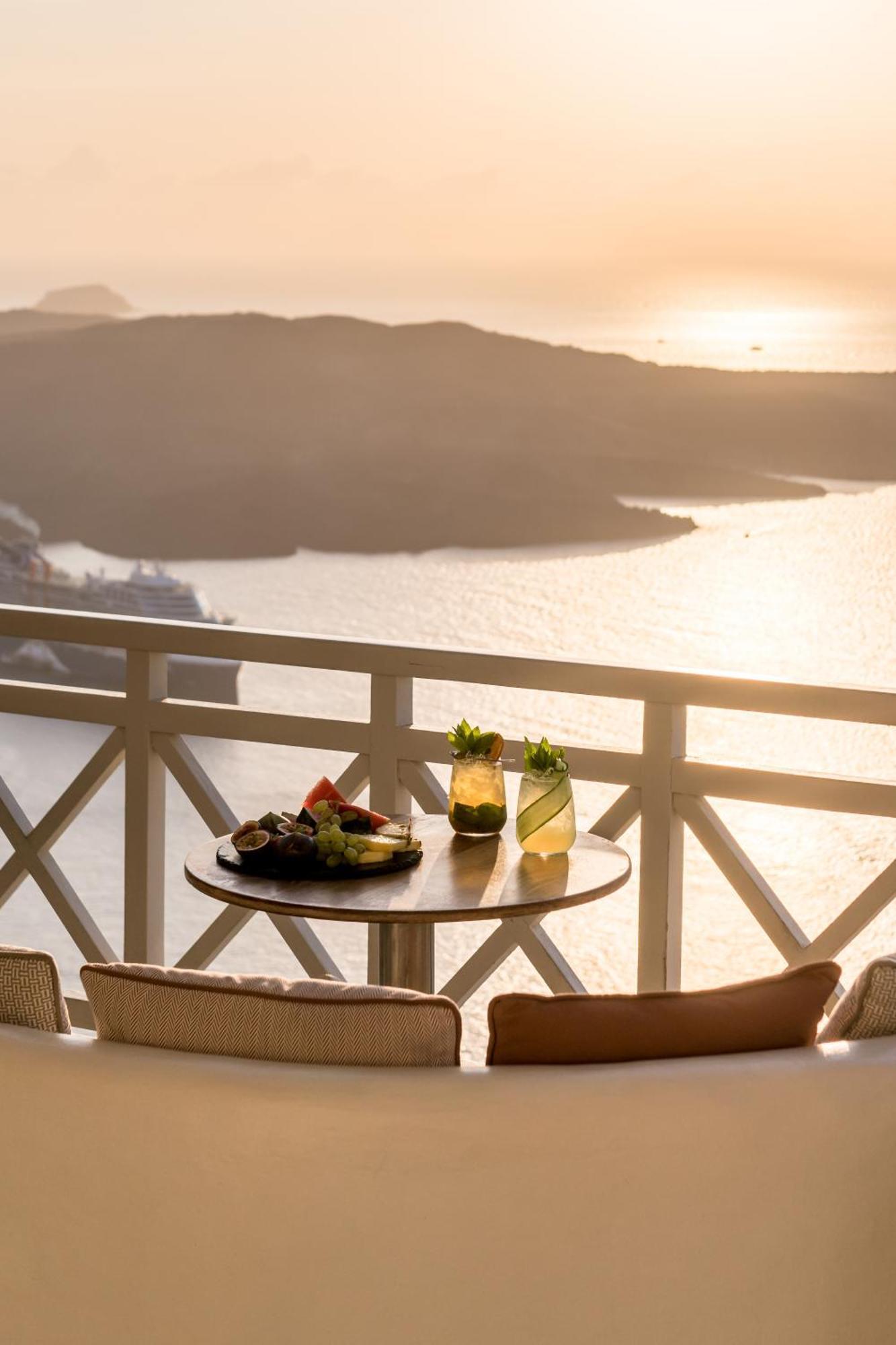 Enigma Suites Fira  Dış mekan fotoğraf