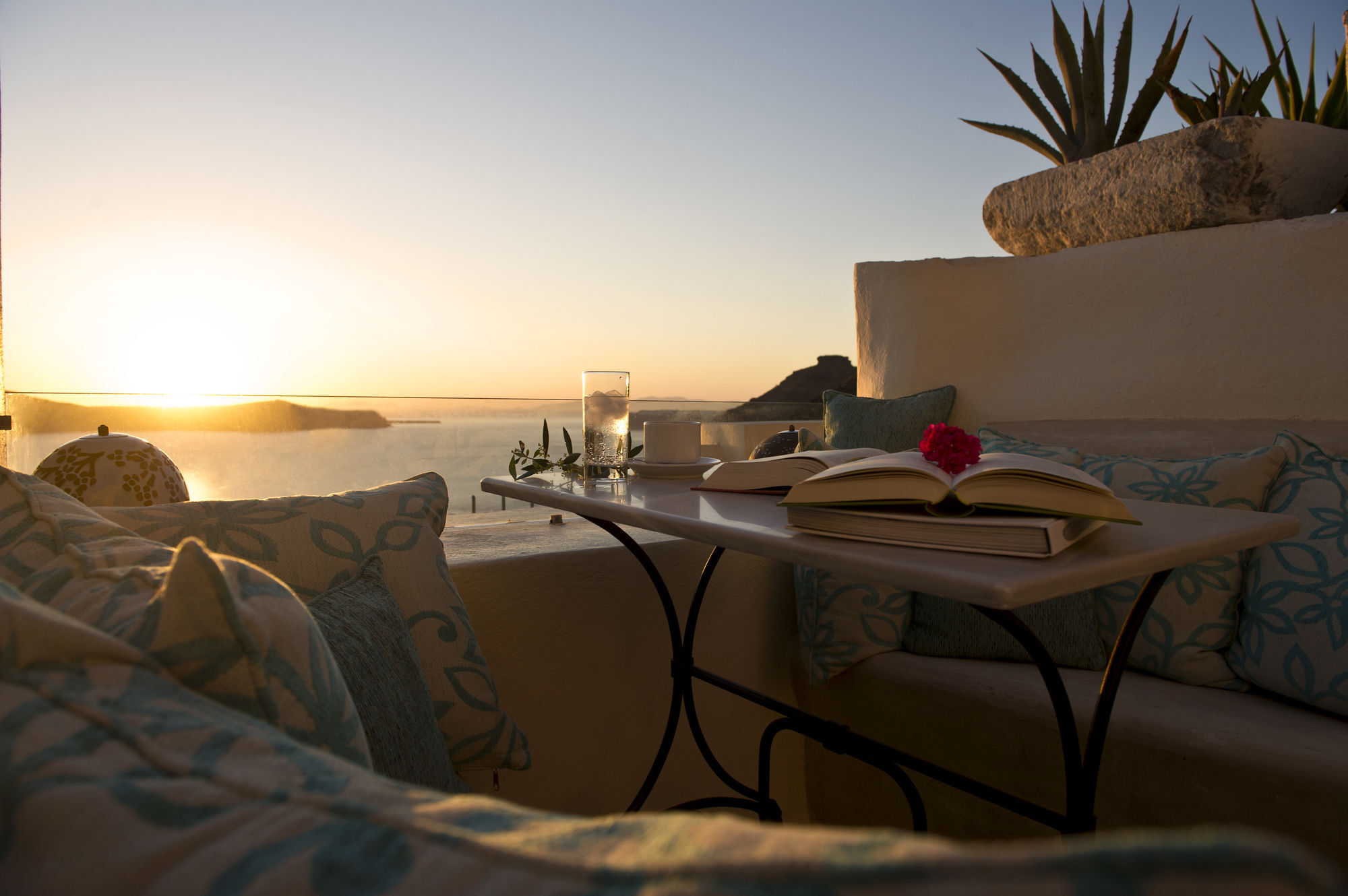 Enigma Suites Fira  Dış mekan fotoğraf